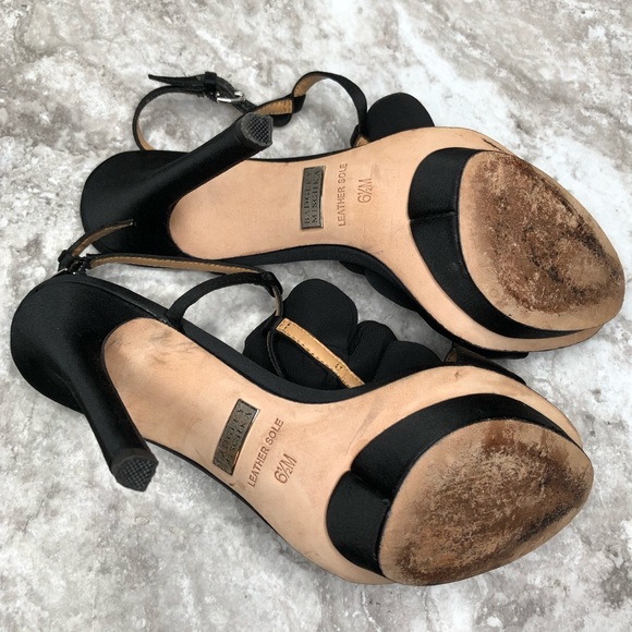 Badgley Mischka black satin Randee stiletto - Picture 4 of 6